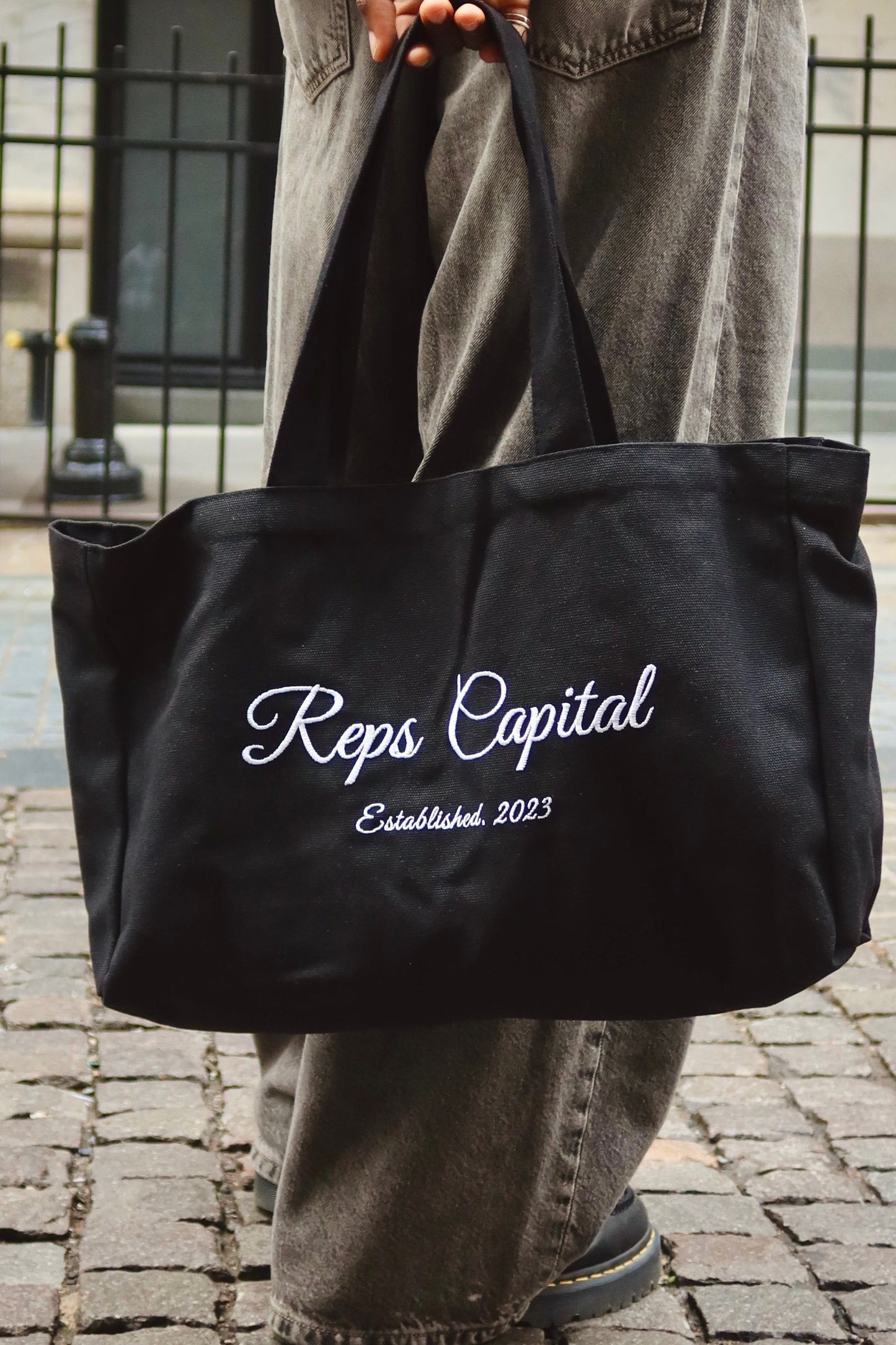 Classic Tote Bag - Black